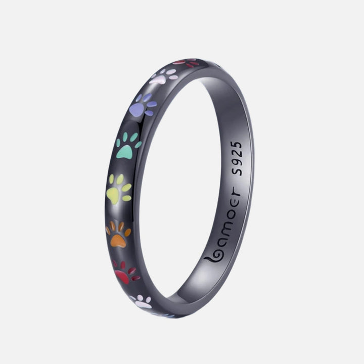 Stříbrný prsten s tlapkou