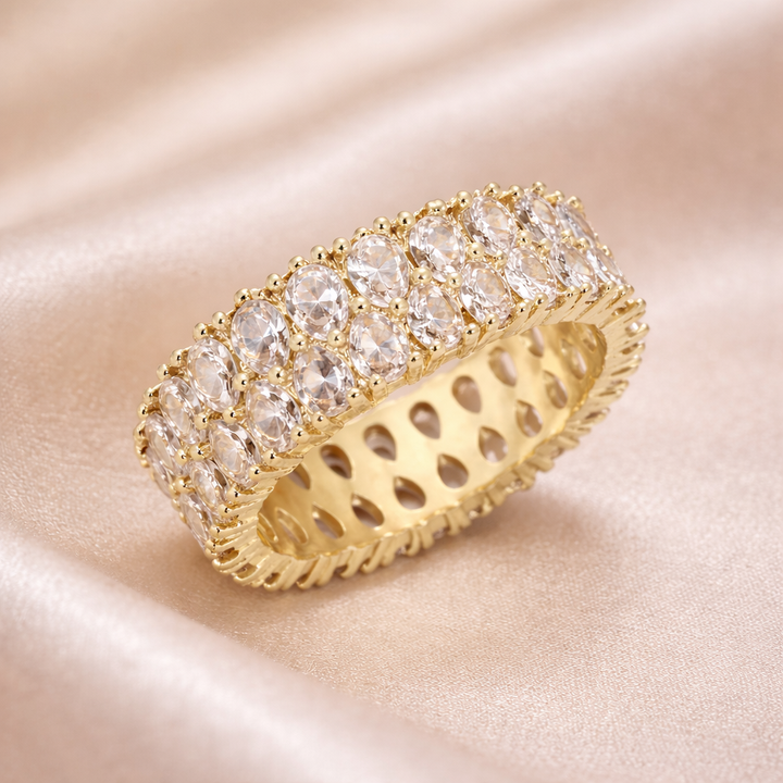 Orientální zlatý prsten krystal