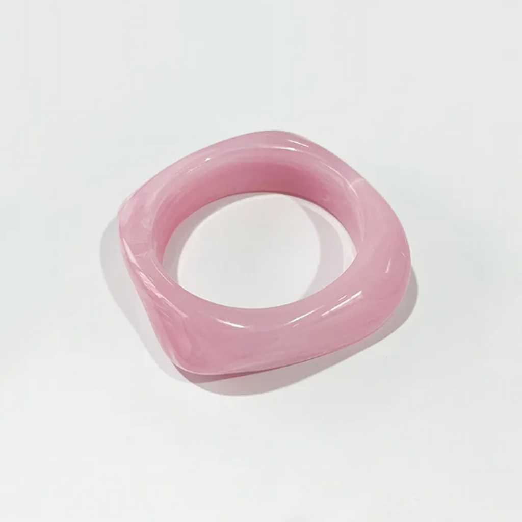 Barevný čtvercový akrylový náramek