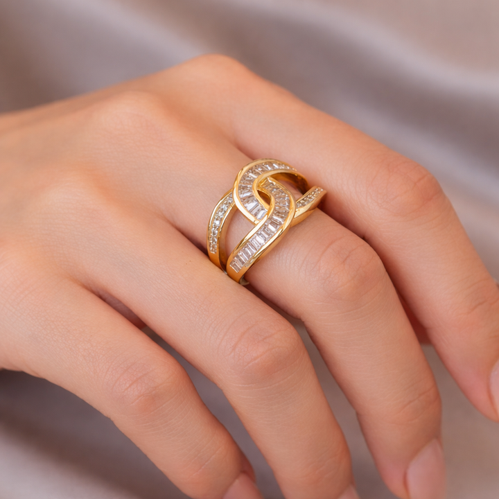 Elegantní prsten s uzlíkem