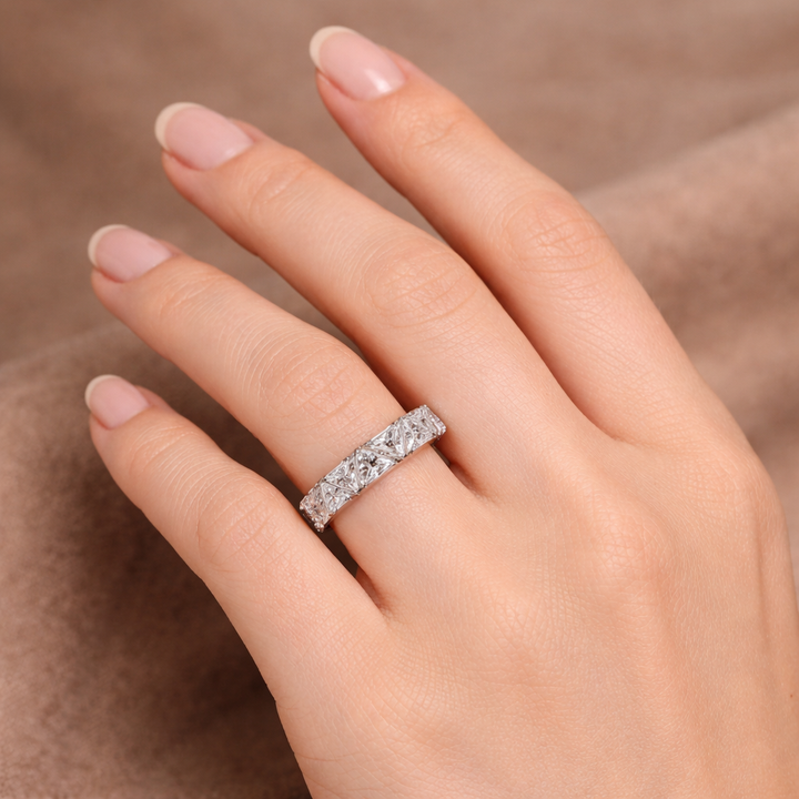 Stříbrný prsten věčný lesk