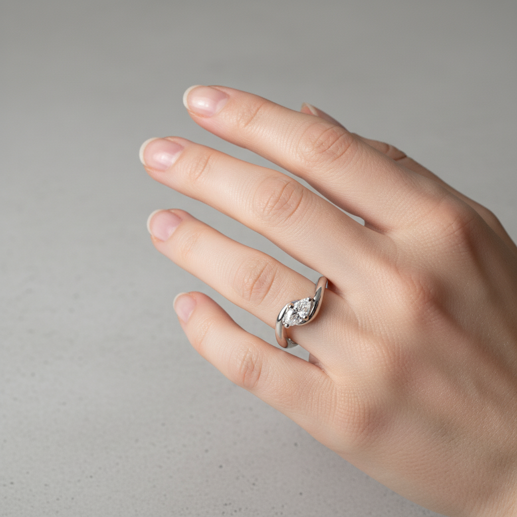 Retro prsten vlnité stříbro zirkonie