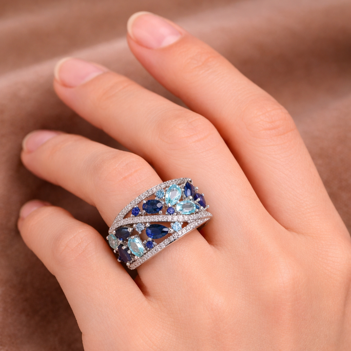 Modrý luxusní prsten