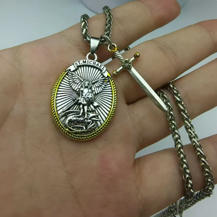 Retro dekorativní náhrdelník pro muže