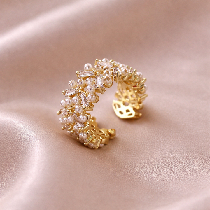 Nastavitelný retro prsten perly zlaté krystaly