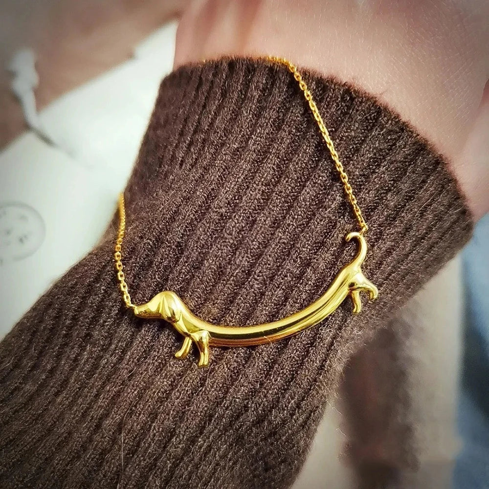 Zlatý náhrdelník jezevčík