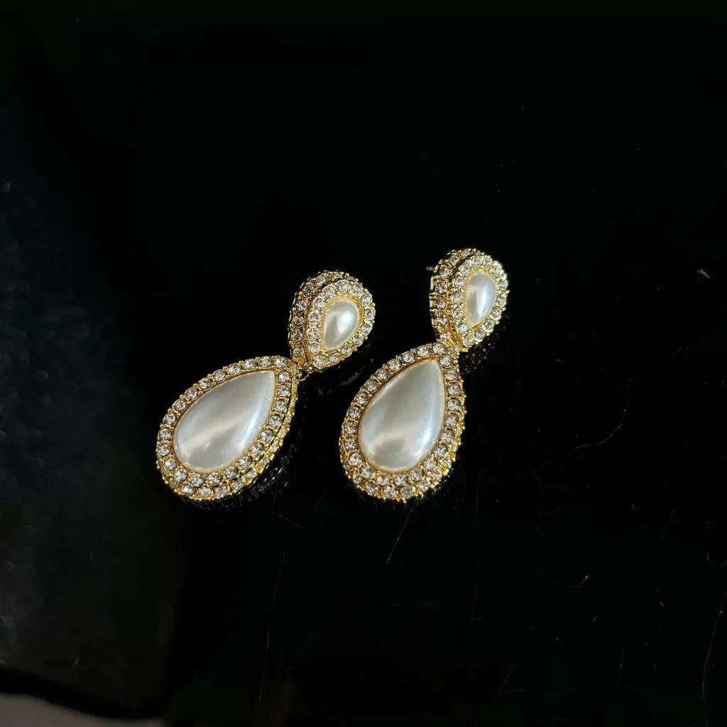 Druppel Oorbellen met Parel