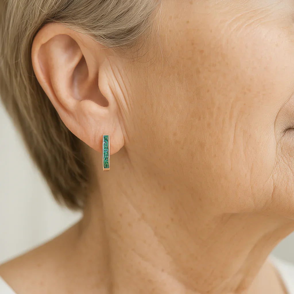 Zlaté náušnice smaragd a diamant