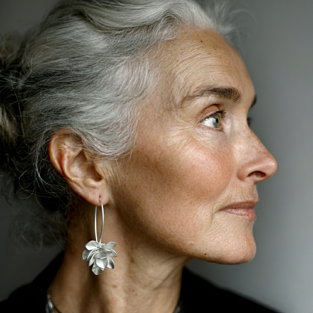 Vintage stříbrné náušnice nepravidelné květy